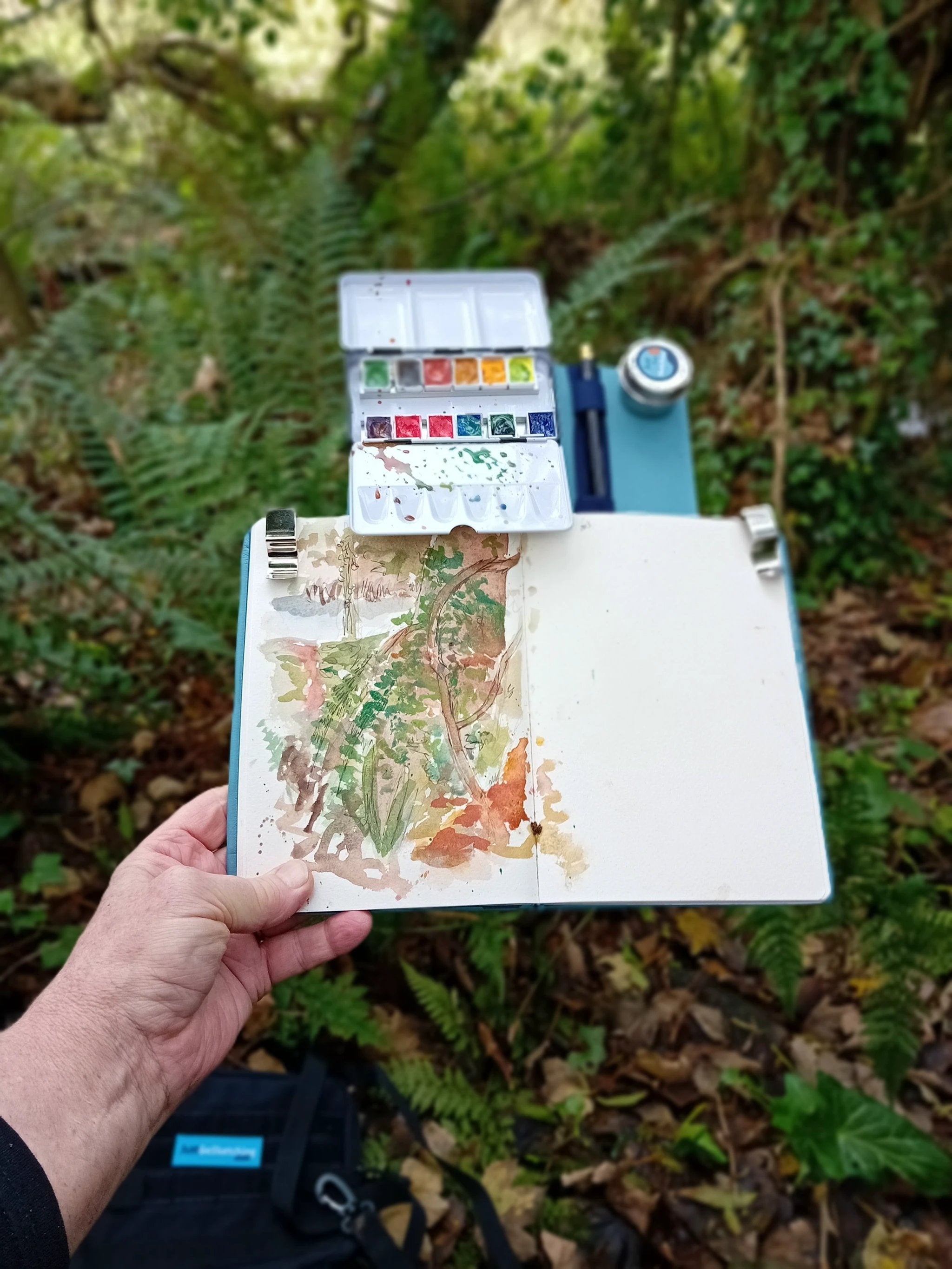 Watercolour Travel Kit - Complete A5 Portable Art Set with 12 Paints
