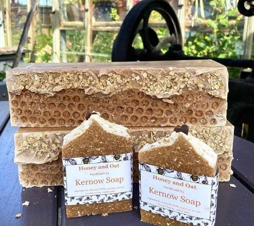 Honey Oat Soap – Naturally Hydrates Dry & Sensitive Skin by Kernow Soap (honey-oat-soap)