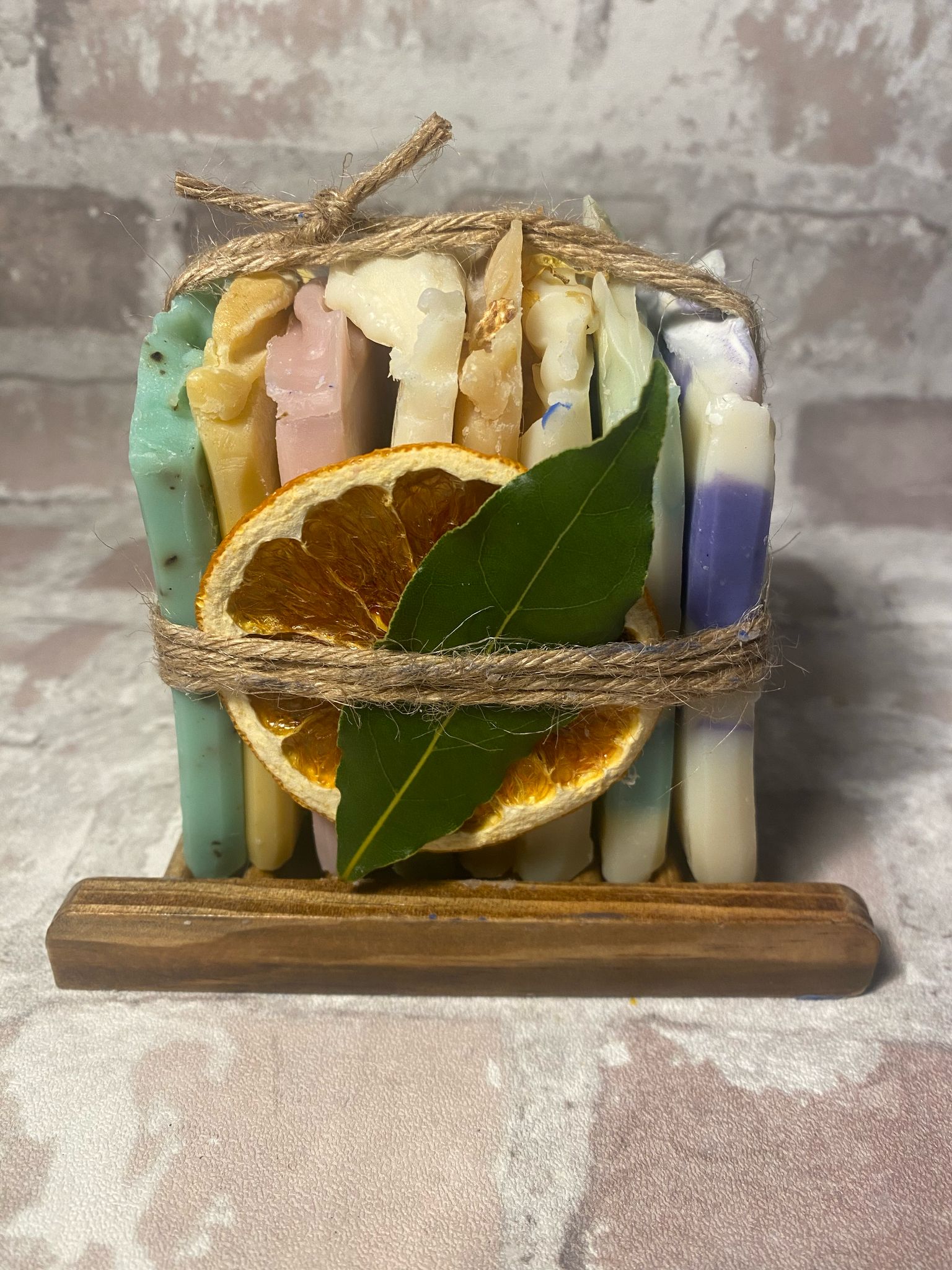 Handmade Soap Set - Seven Cornish Fragrances with Bamboo Rack by Kernow Soap (sample-bar-and-soap-rack-gift-set)