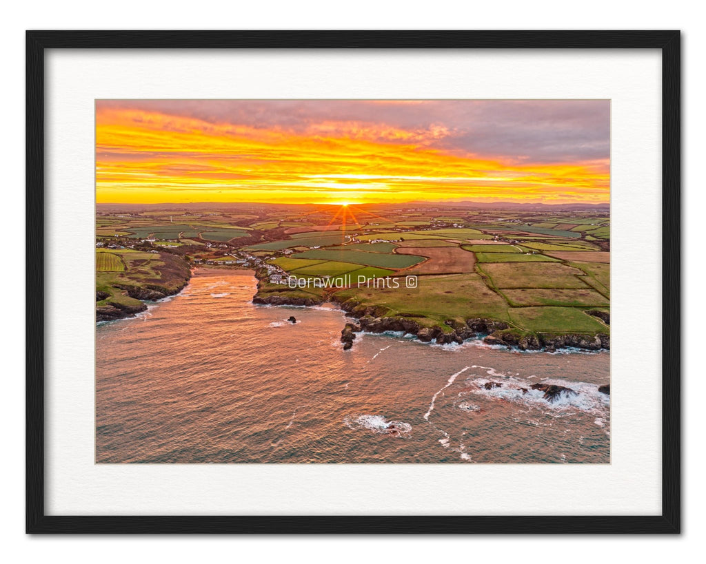 Cornwall Art Print – Porthcothan Bay Sunrise Dawn Calm by Cornwall Prints (rays-at-porthcothan-bay-sunrise)