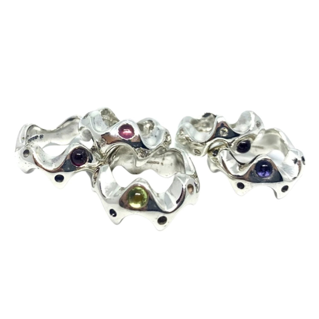Sterling Silver Ring – Organic Sea Slug Design with Gemstone by Tg-Jewellery By Tamara Gervasio (sea-slug-ring-sterling-silver-925-with-cabochon-iolite-peridot-or-garnet)