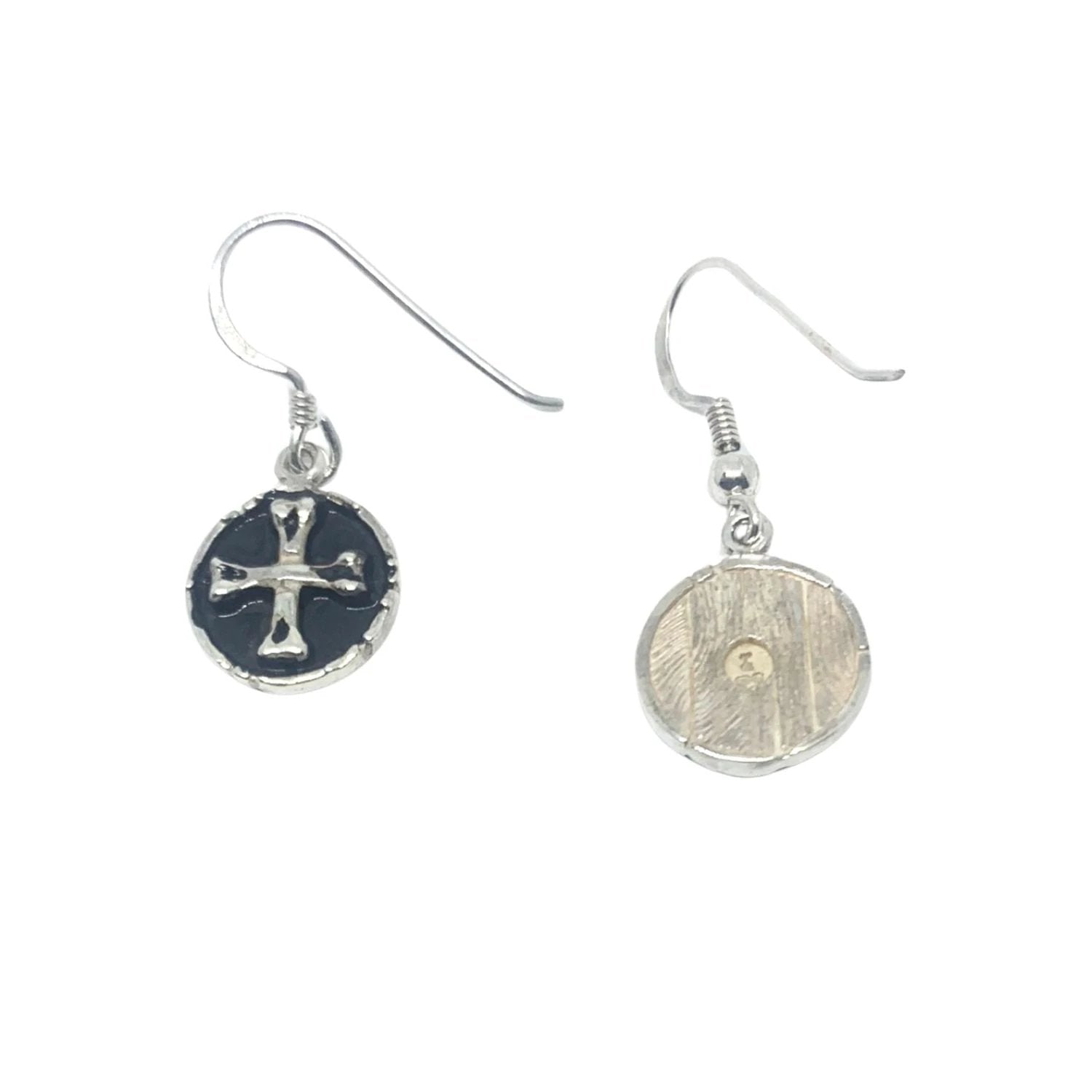 Sterling Silver Skull Earrings – Handcrafted Gothic Statement Pieces by Tg-Jewellery By Tamara Gervasio (medaglie-bones-skull-earrings-sterling-silver-925-with-black-enamel)