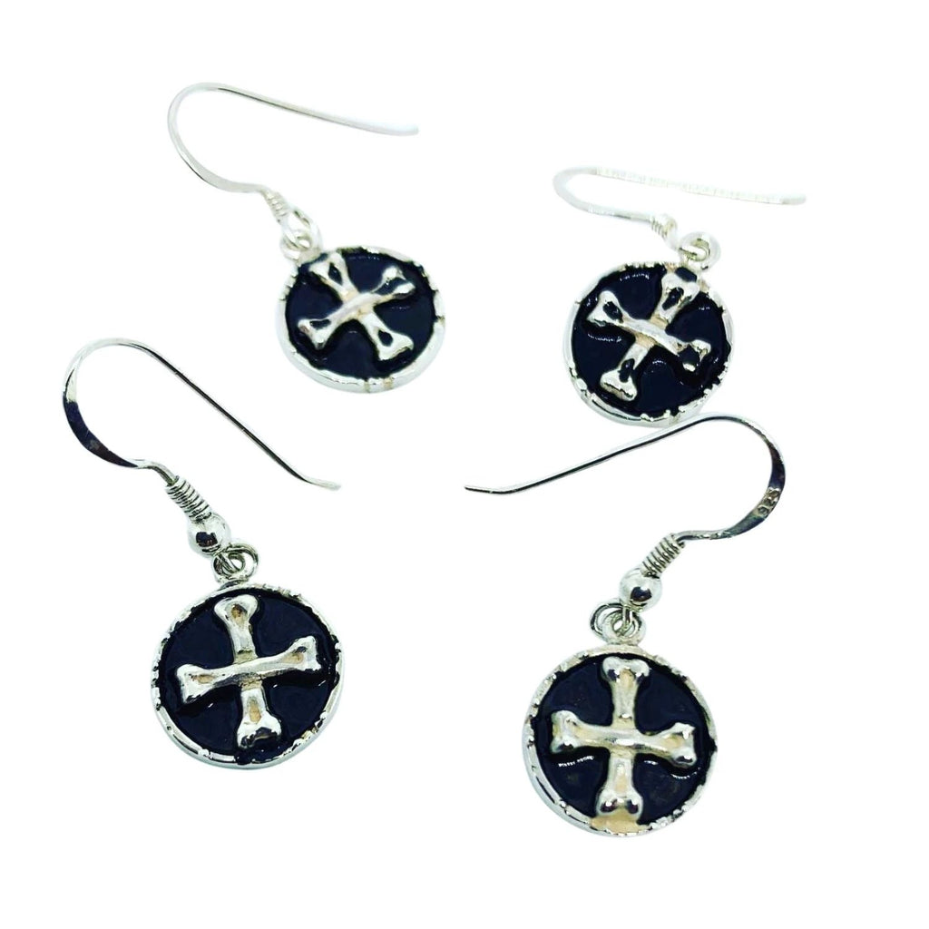 Sterling Silver Skull Earrings – Handcrafted Gothic Statement Pieces by Tg-Jewellery By Tamara Gervasio (medaglie-bones-skull-earrings-sterling-silver-925-with-black-enamel)