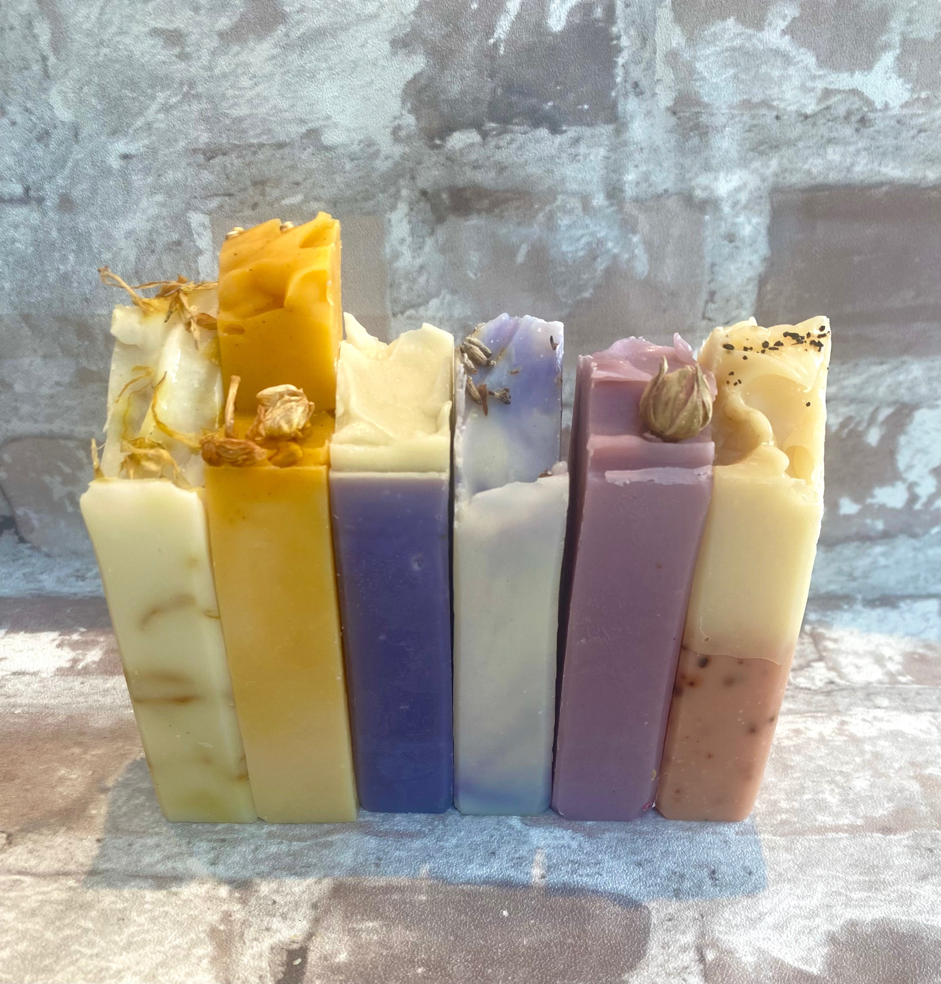 Natural Soap Gift Set – Six Floral Fragrances from Cornwall by Kernow Soap (floral-fragrance-soap-gift-box)