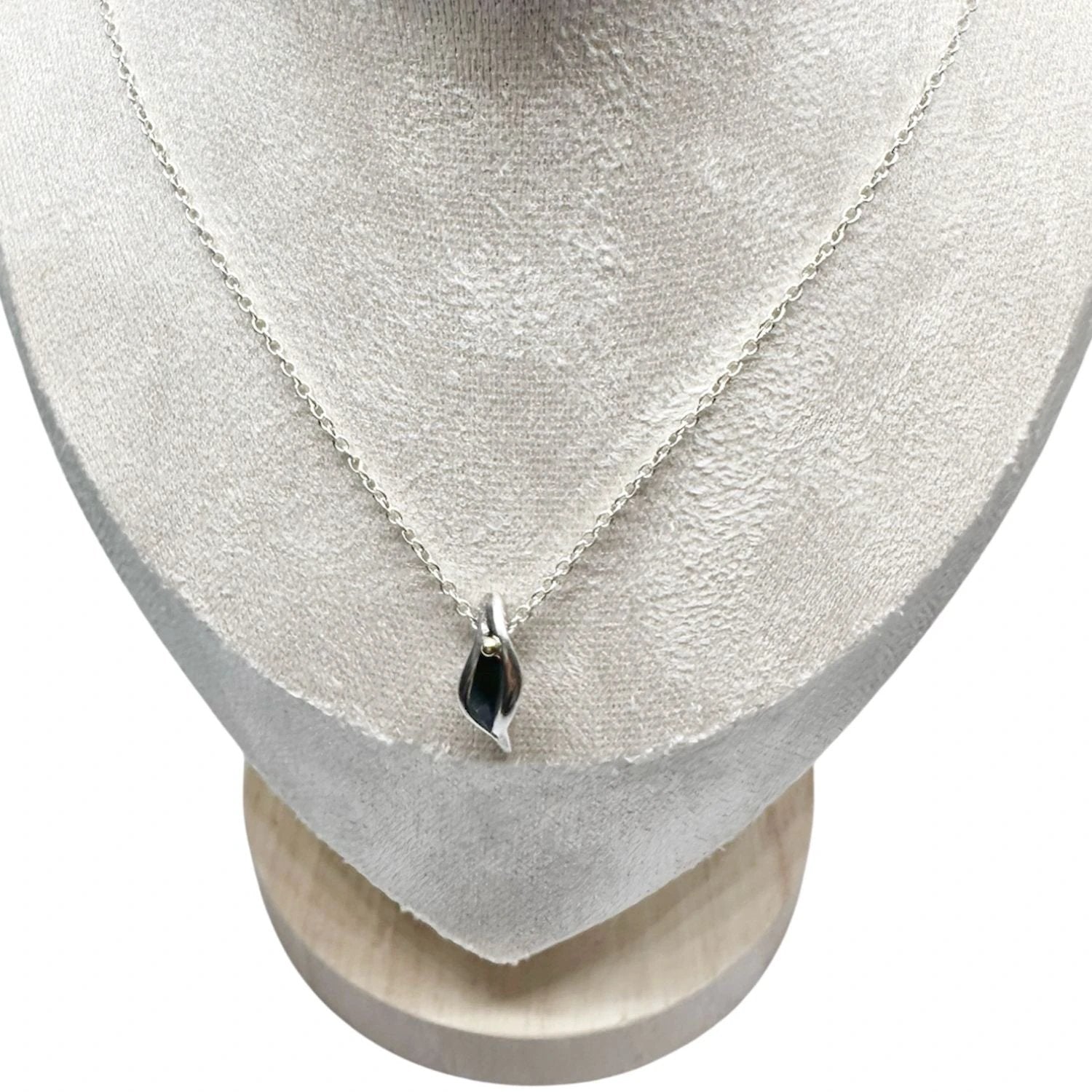 Sterling Silver Necklace with 18k Gold Accent - Contemporary Design by Tg-Jewellery By Tamara Gervasio (erotika-necklace-sterling-silver-925-with-18k-gold-accent-1)
