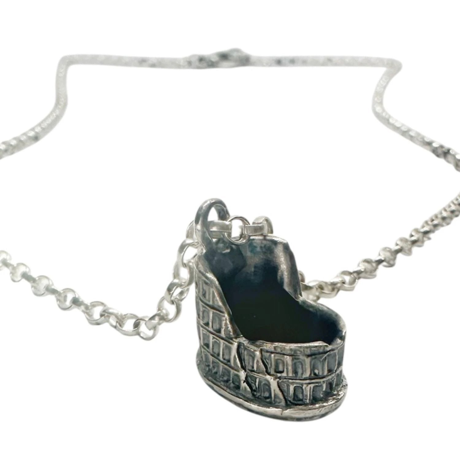 Sterling Silver Pendant – Handcrafted Roman Colosseum Design