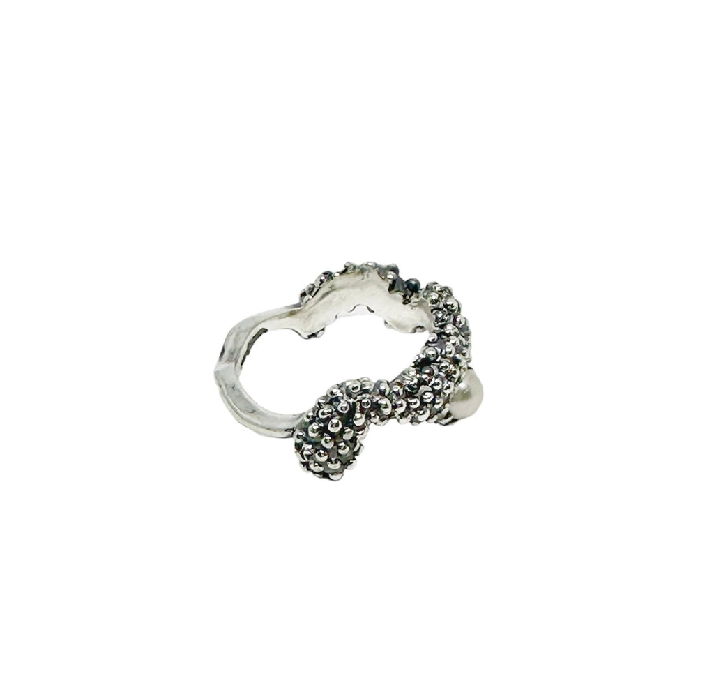 Sterling Silver Ring – Handcrafted Sea Slug Design with Pearl by Tg-Jewellery By Tamara Gervasio (sea-slug-ring-sterling-silver-freshwater-pearl)